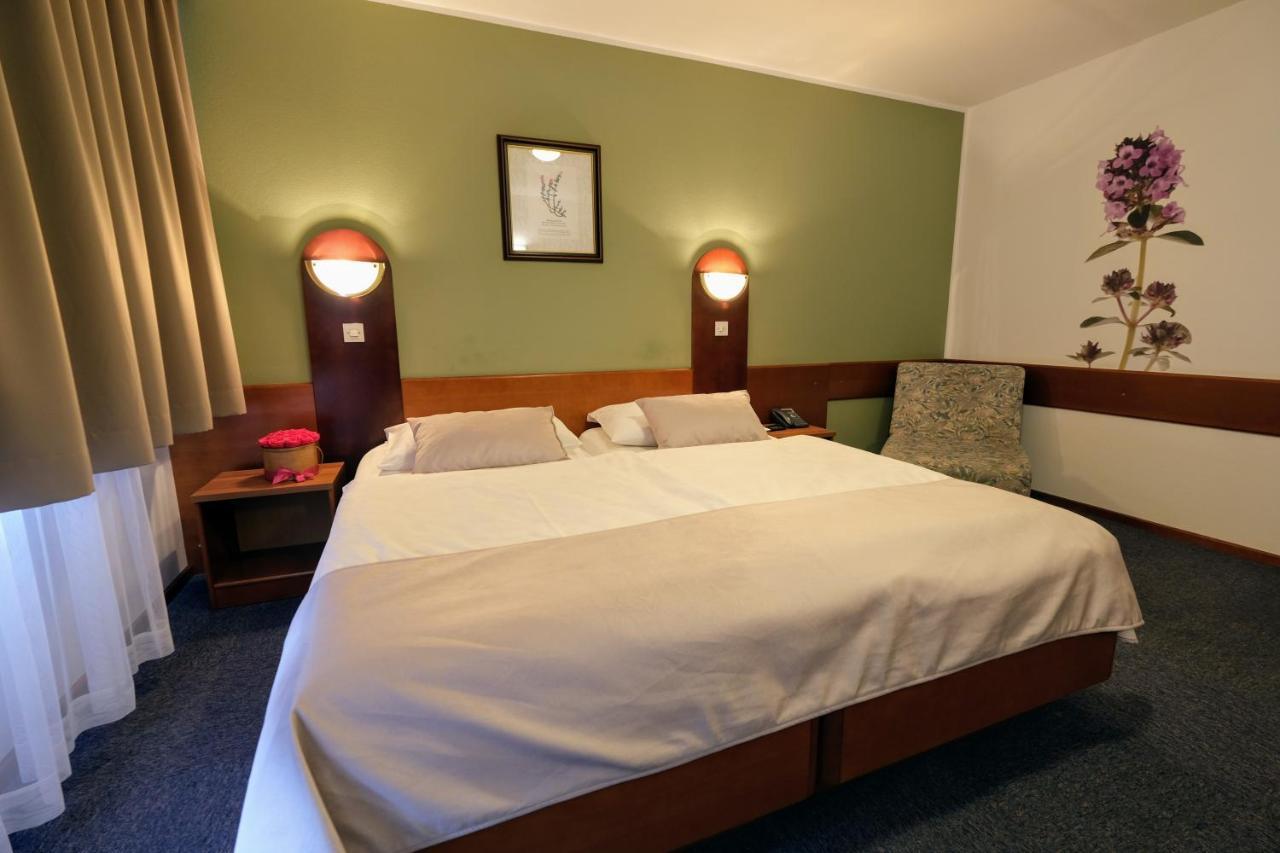 Hotel Tripic, Restaurant And Pizzeria Bohinj Dış mekan fotoğraf